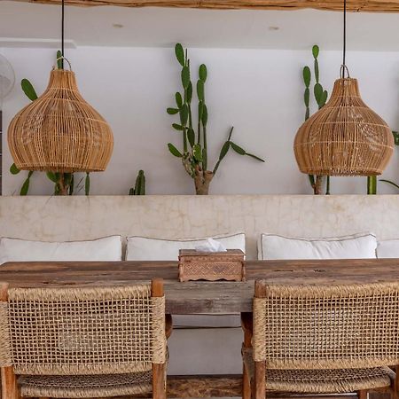 Turan Casa Auri Seminyak Exterior foto