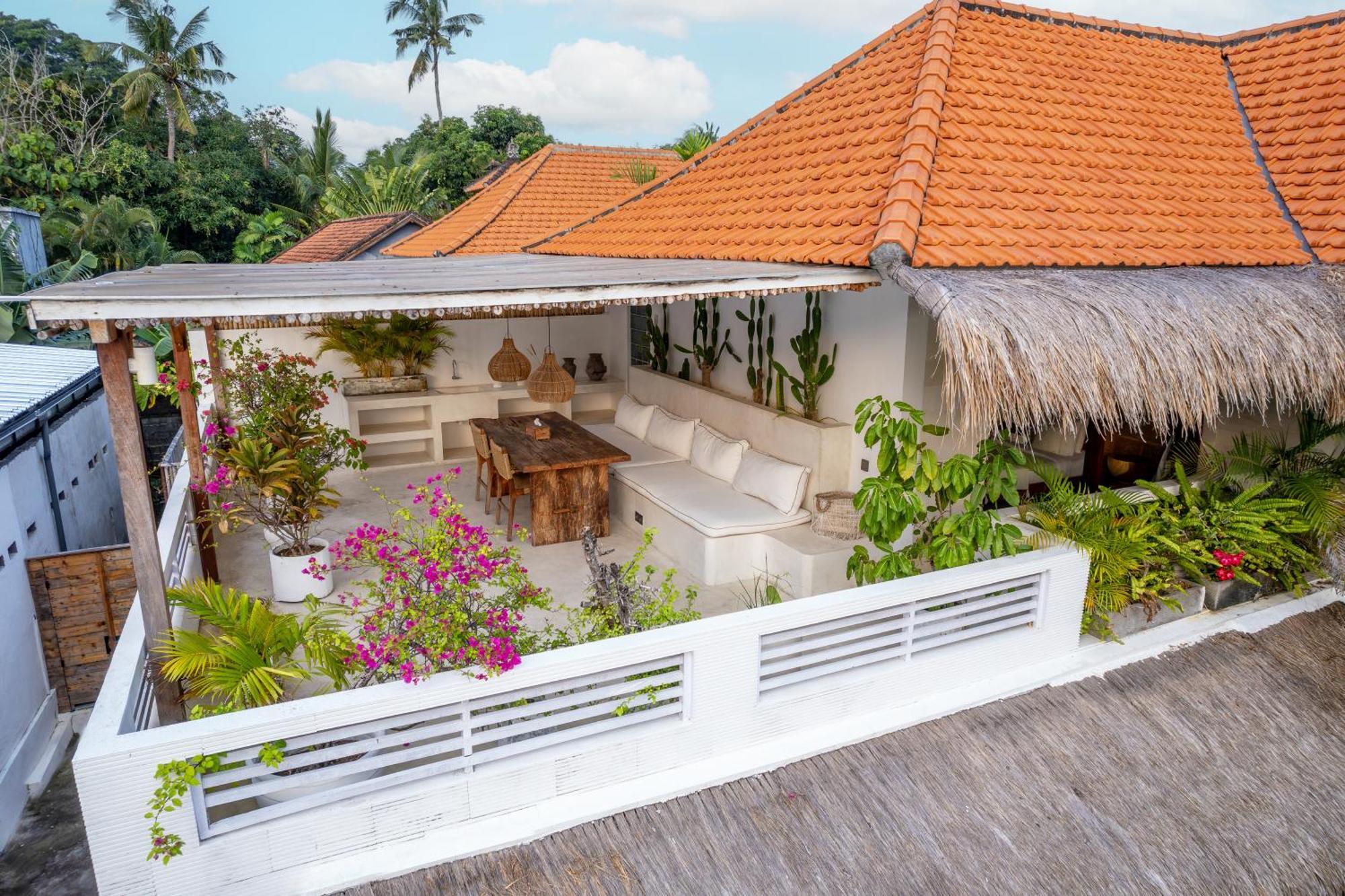 Turan Casa Auri Seminyak Exterior foto