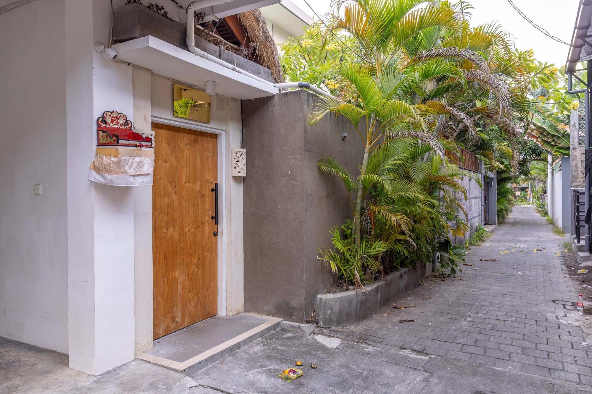 Turan Casa Auri Seminyak Exterior foto
